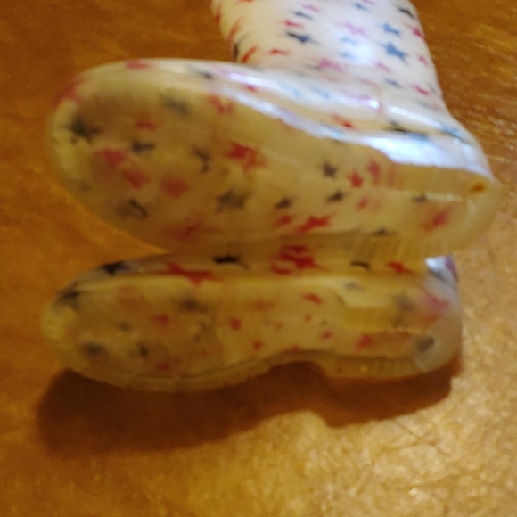 Girls size 10 rainboots - Picture 3 of 3